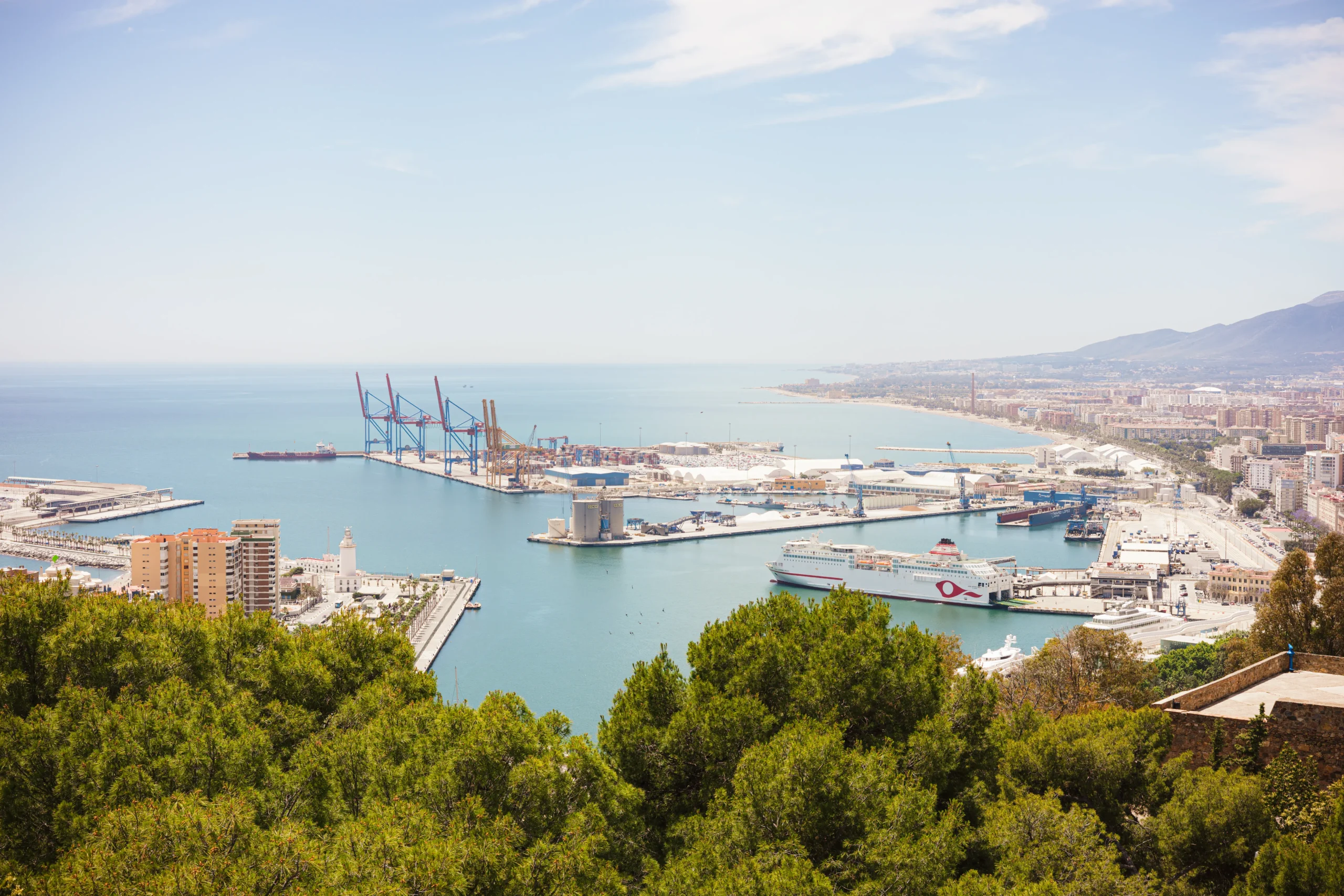 obras de difel mármol en Málaga